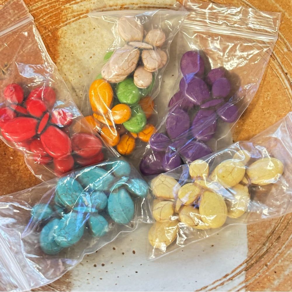 Multi-Color Howlite Stone Butterfly Beads. - Picture 9 of 9